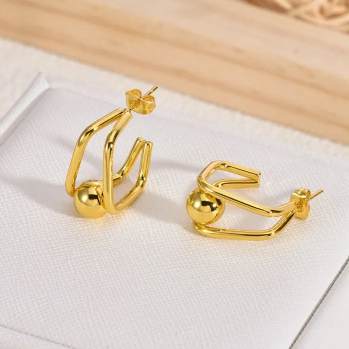Asymmetrical Gold Stainless Steel Earrings for Women Elegant Minimalist High-End Statement Jewelry