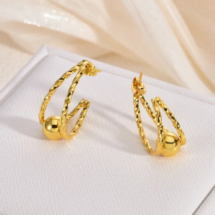 Vintage Gold Stainless Steel Earrings for Women Elegant Statement Design High-End Minimalist Jewelry