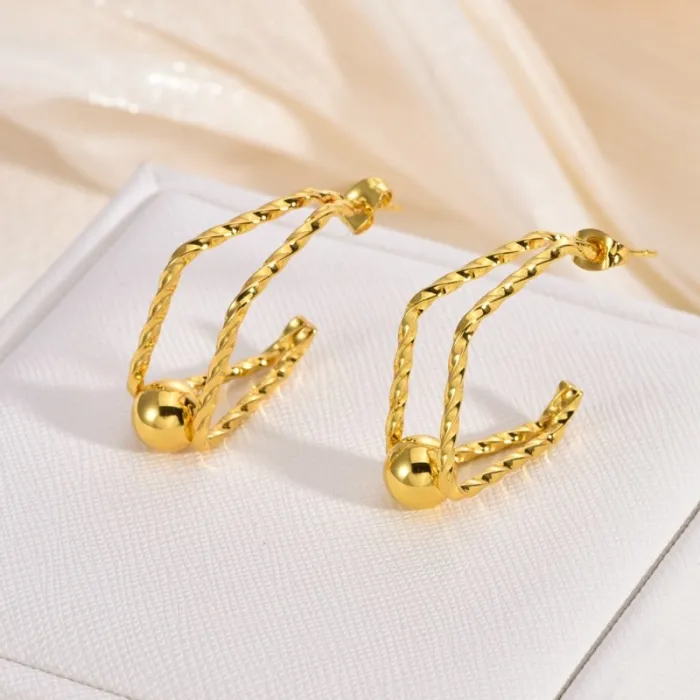 Vintage Gold Stainless Steel Earrings for Women Elegant Statement Design High-End Minimalist Jewelry