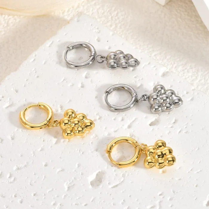 Elegant Vintage Gold Stainless Steel Earrings for Women High-End Statement Small Design Jewelry