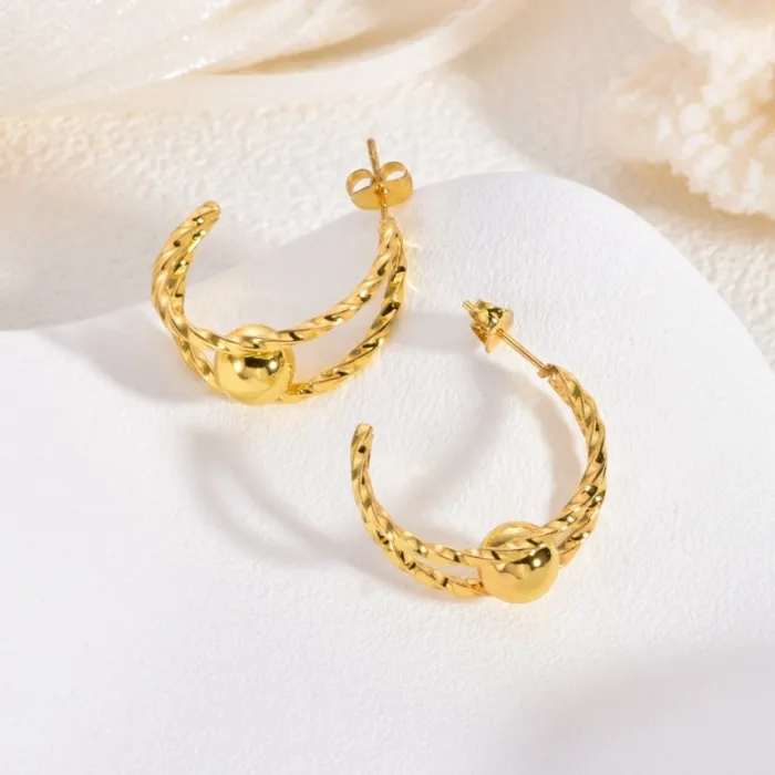 Vintage Gold Stainless Steel Earrings for Women Chic Retro Statement Stud Jewelry