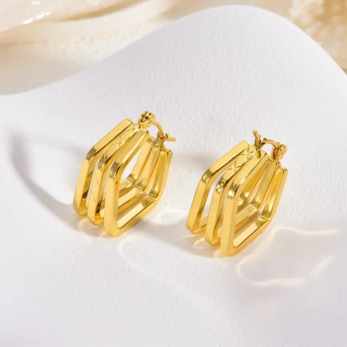 Vintage Gold Stainless Steel Earrings for Women Chic Retro Statement Stud Jewelry