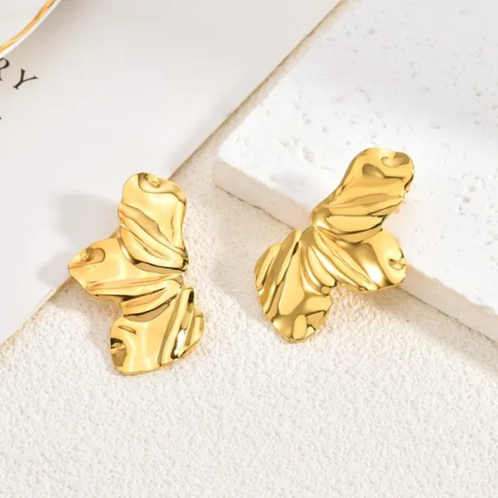 Elegant Stainless Steel Flower Stud Earrings for Women French Style Minimalist Chic Jewelry