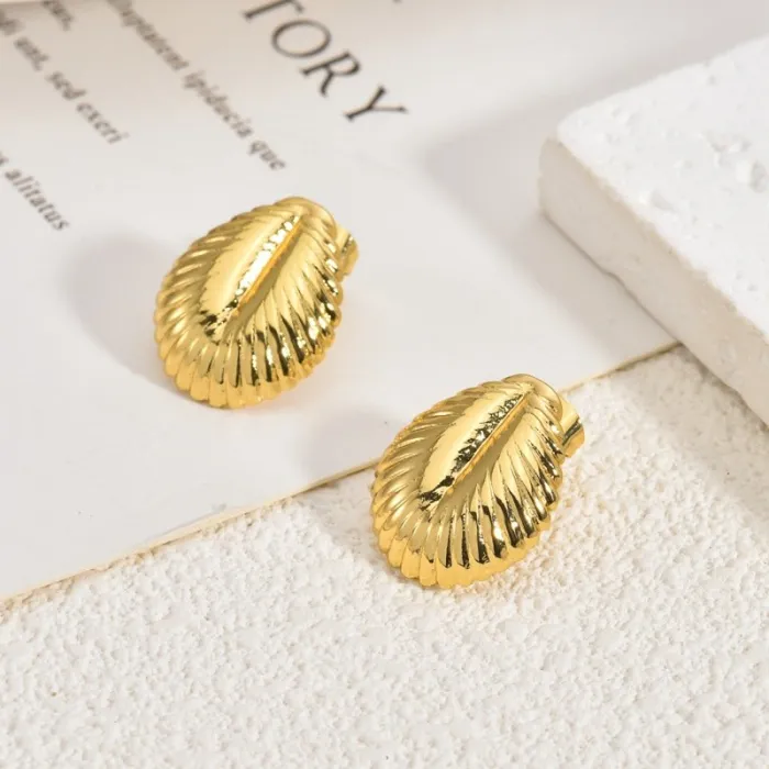 Bohemian Vintage Stainless Steel Earrings for Women Small Luxury Chic Stud Jewelry