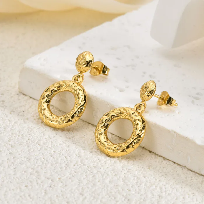 Vintage Luxury 18K Gold Bowknot Stainless Steel Earrings for Women – Elegant Statement Style