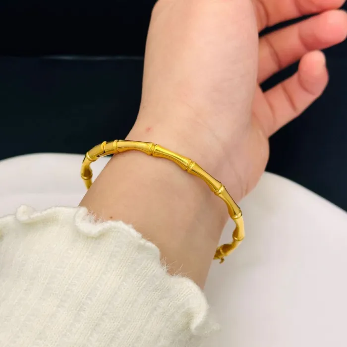 Wholesale Luxury Zircon Bangle for Women | Factory Price Stainless Steel Minimalist Jewelry Supplier