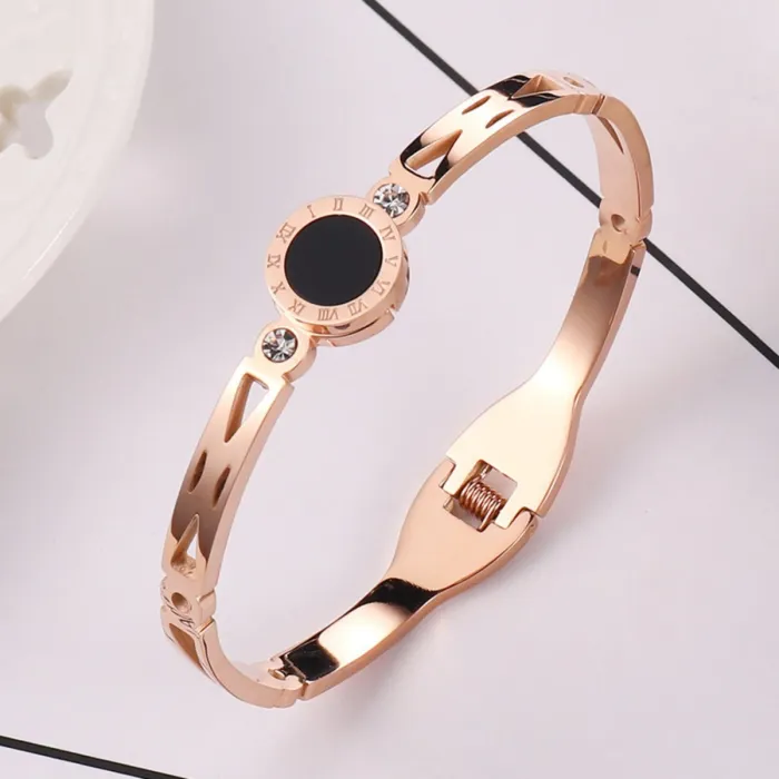 Wholesale Trendy Round Zircon Bangle | Bulk Stainless Steel Bracelet Supplier & Factory Price Jewelry