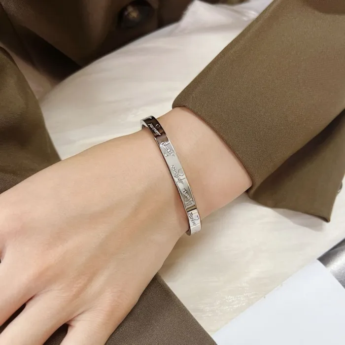 Wholesale Designer Zircon Bangle | Factory Price Stainless Steel Minimalist Jewelry for Boutiques