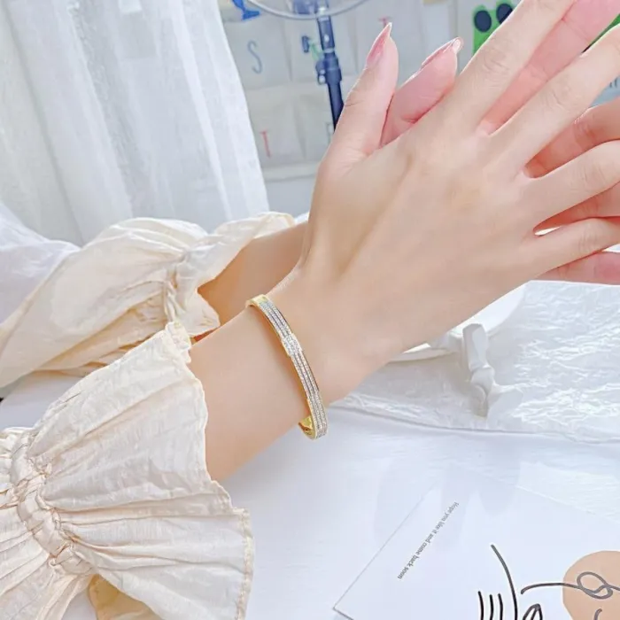 Wholesale Chic Round Zircon Bangle | Bulk Supplier & Factory Price Modern Stainless Steel Bracelet for Women