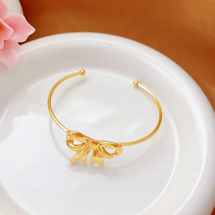 Wholesale Chic Round Zircon Bangle | Bulk Supplier & Factory Price Modern Stainless Steel Bracelet for Women