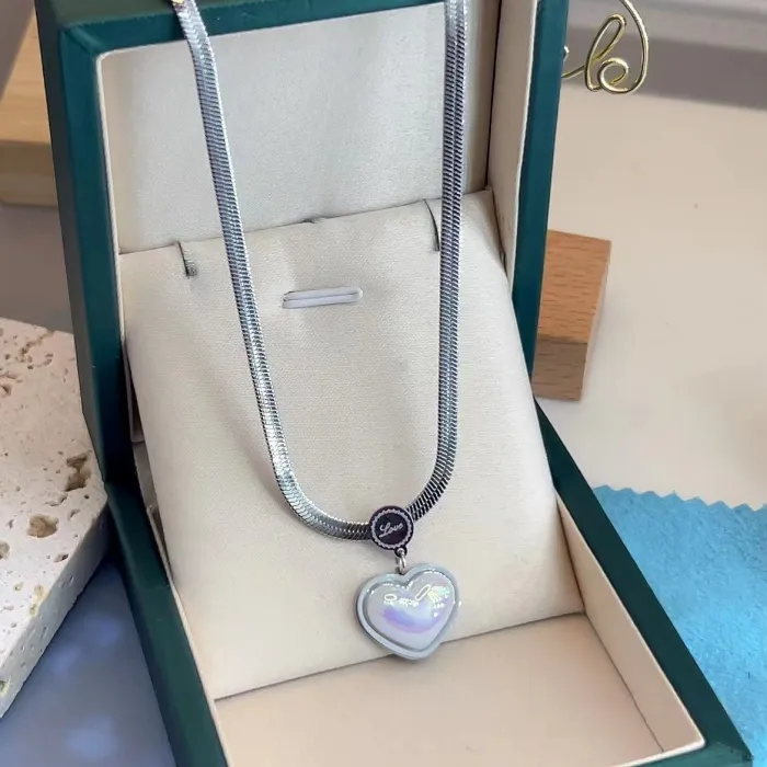 Wholesale Luxury Stainless Steel Necklace Set | Factory Price Water-Resistant Jewelry Supplier for Women