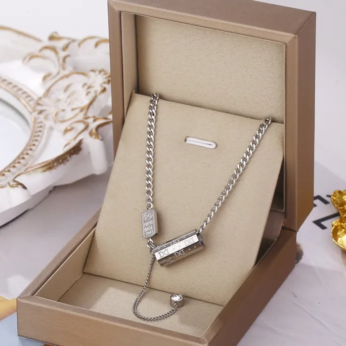 Wholesale Minimalist Stainless Steel Necklaces | Bulk Supplier & Factory Price Fashion Jewelry for Women