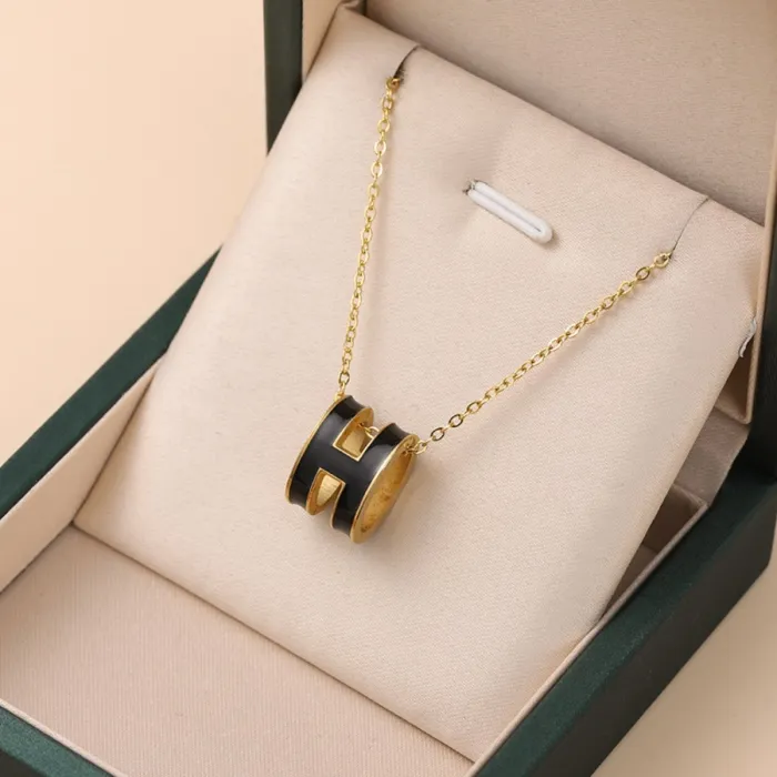 Wholesale Water-Resistant Stainless Steel Necklace | Bulk Supplier & Factory Price Durable Jewelry