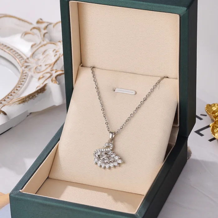 Wholesale Stainless Steel Necklace | Bulk Supplier & Factory Price Minimalist Non-Fading Jewelry for Women
