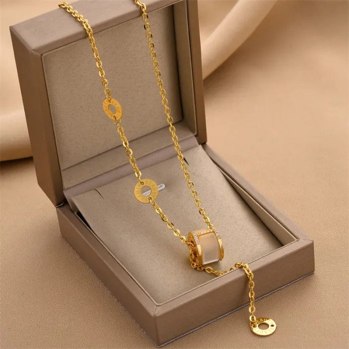 Wholesale Elegant Stainless Steel Necklace | Factory Price Luxury Minimalist Jewelry Supplier