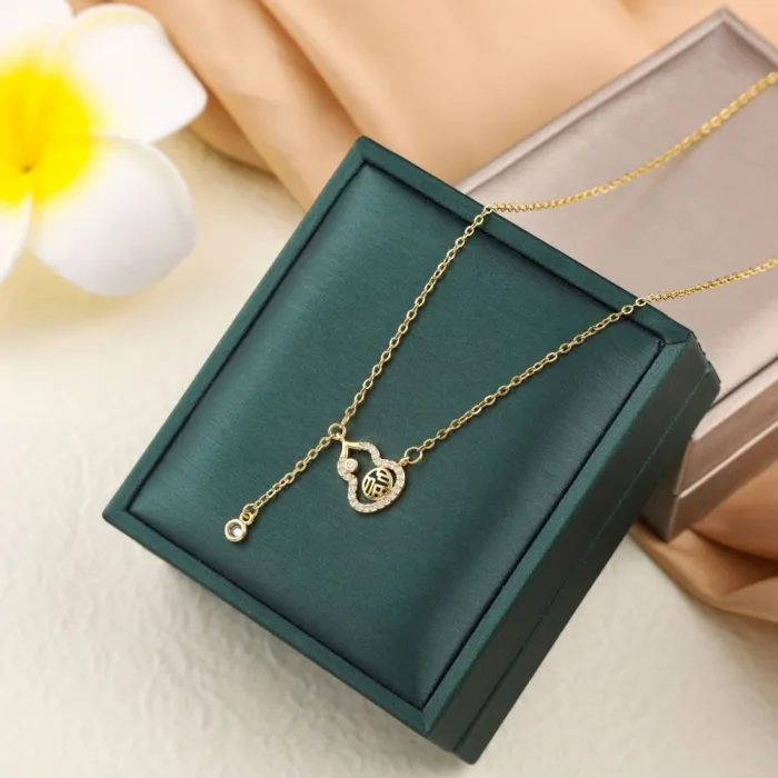 Wholesale Unique Stainless Steel Necklace | Factory Price Minimalist Jewelry for Women