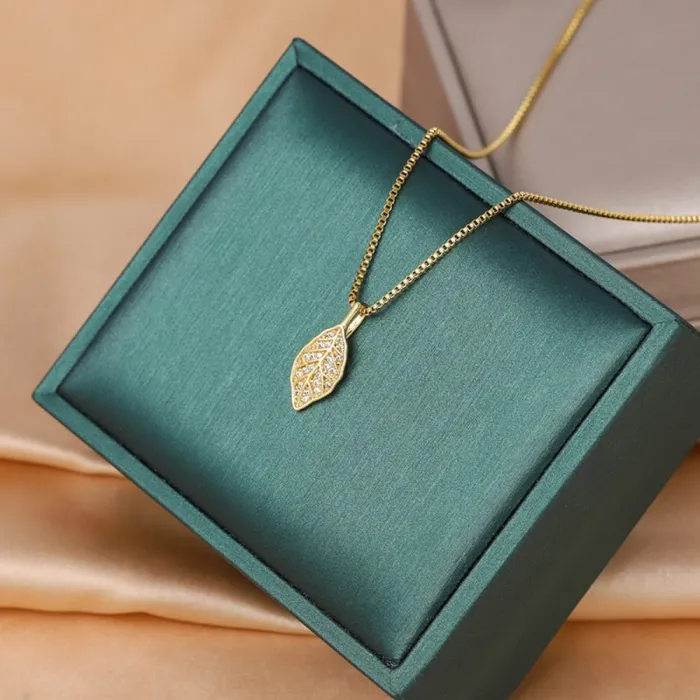 Wholesale Chic Stainless Steel Necklace | Bulk Supplier & Factory Price Elegant Jewelry for Women