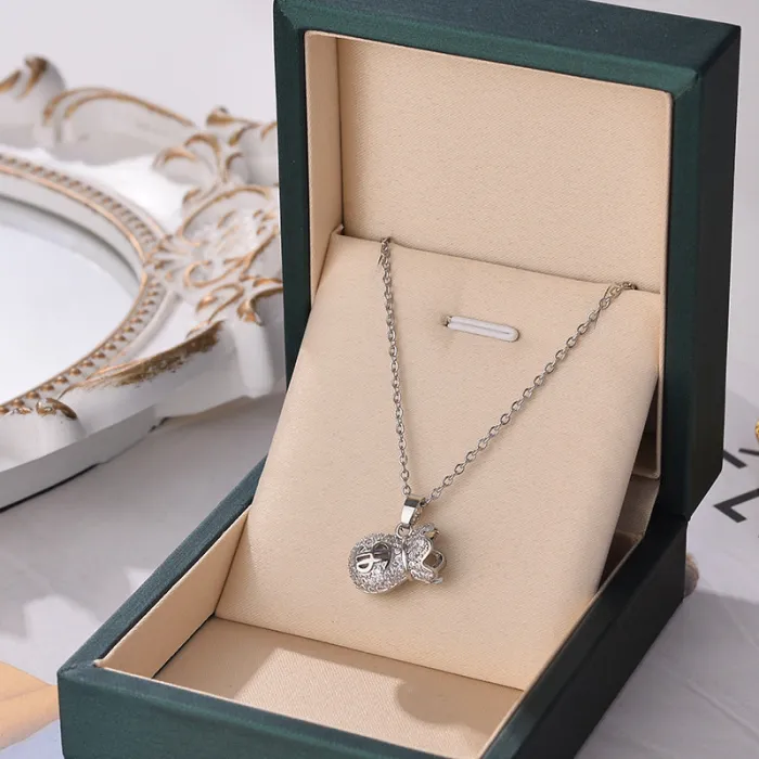 Source Directly from Stainless Steel Necklace Manufacturer | Guaranteed Wholesale Price