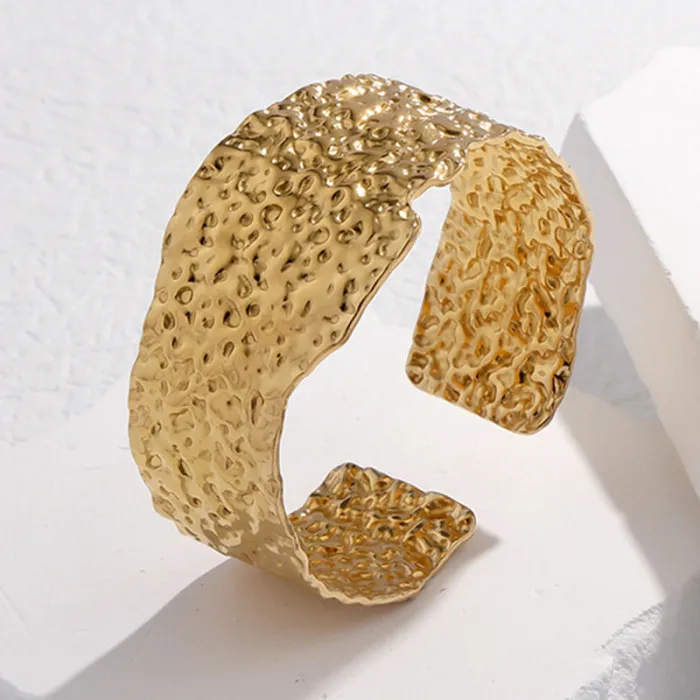 Wholesale Adjustable Titanium Steel Bracelet | Bulk Supplier & Factory Price Non-Fading Stainless Steel Open Bangle for Women