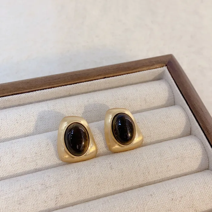 Wholesale 18K Gold Plated Copper Earrings | Bulk Supplier Factory Price Brown Tiger Eye Style Retro Stud Jewelry