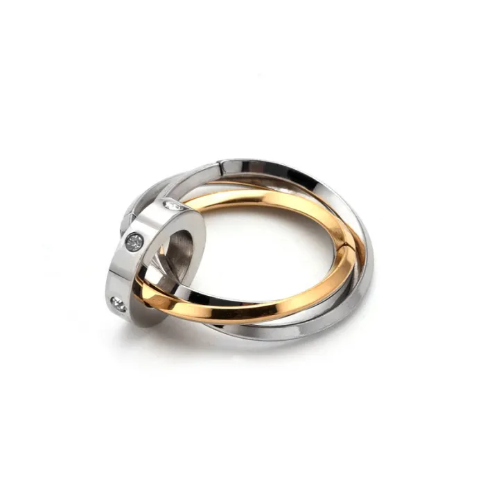 Wholesale Titanium Steel Three-Ring Pendant Necklace | Trendy Men's Interlocking Design Factory Price