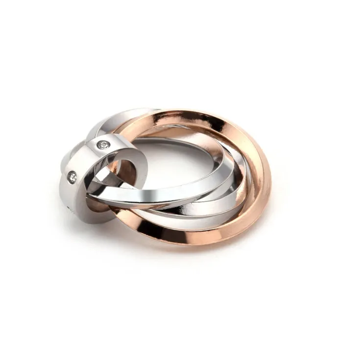 Wholesale Titanium Steel Three-Ring Pendant Necklace | Trendy Men's Interlocking Design Factory Price