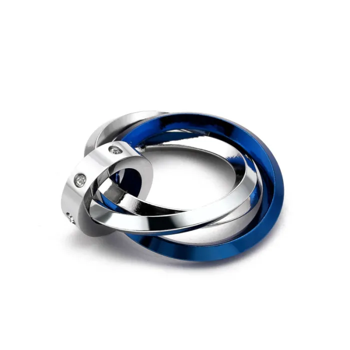 Wholesale Titanium Steel Three-Ring Pendant Necklace | Trendy Men's Interlocking Design Factory Price