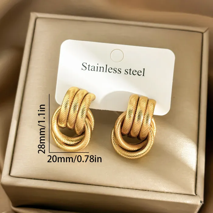 Factory Price Minimalist Hoop Earrings | Wholesale Hollow Round Oval Geometric Jewelry for Women