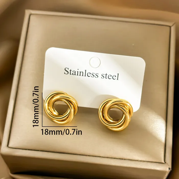 Wholesale Hollow Oval Earrings | Bulk Supplier Factory Price Geometric Circle Hoop Jewelry for Trendy Women