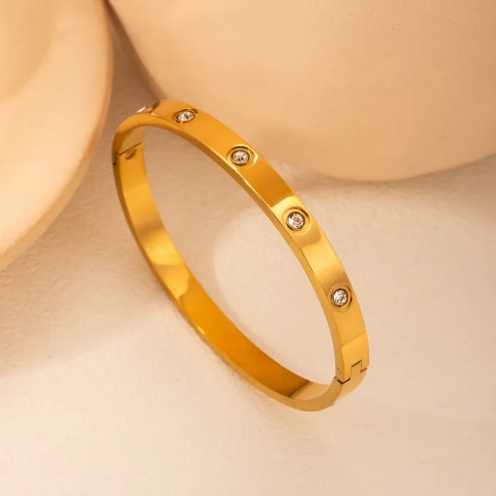 18K Gold Heart Crystal Bangle | Minimalist Titanium Steel Love Bracelet for Women
