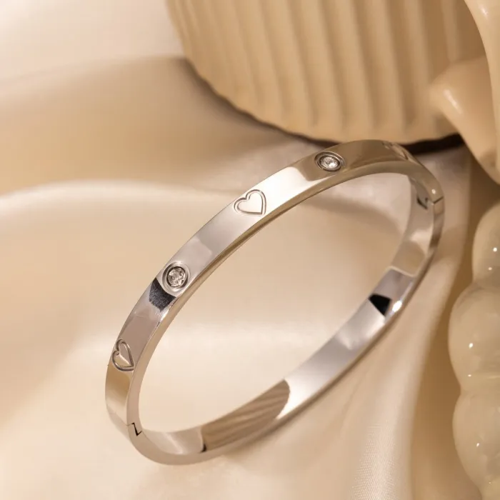 18K Gold Heart Crystal Bangle | Minimalist Titanium Steel Love Bracelet for Women