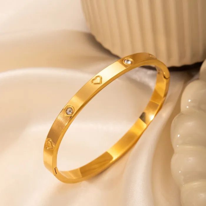 18K Gold Heart Crystal Bangle | Minimalist Titanium Steel Love Bracelet for Women