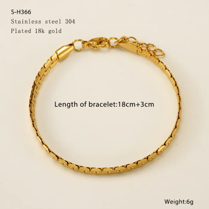 18K Gold Plated Titanium Steel Oval Link Bracelet | Minimalist Fashion Metal Chain Jewelry Wholesale