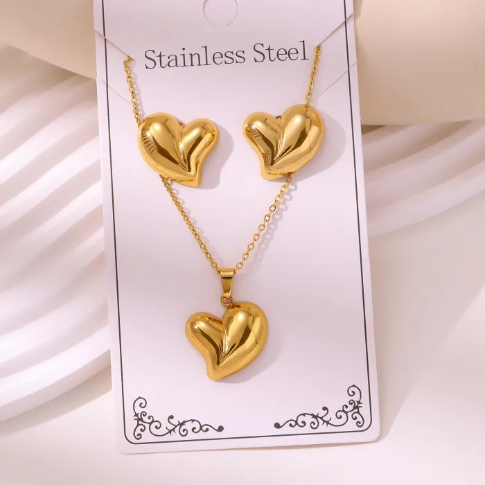 Vintage Gold Plated Stainless Steel Jewelry Set Wholesale | Oil-Pressed Earrings & Pendant Necklace