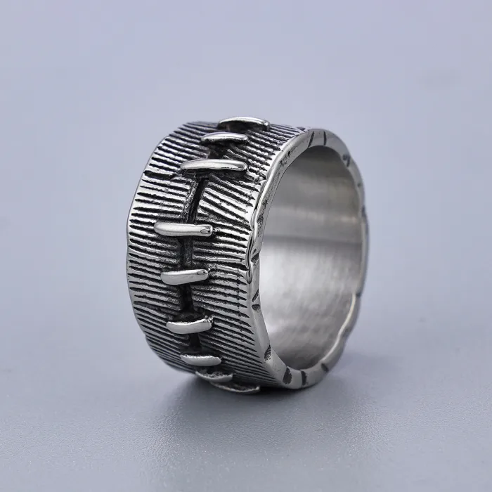 Men's Dark Punk Ring – Grain Texture, Stitch Design, Niche High-End Style