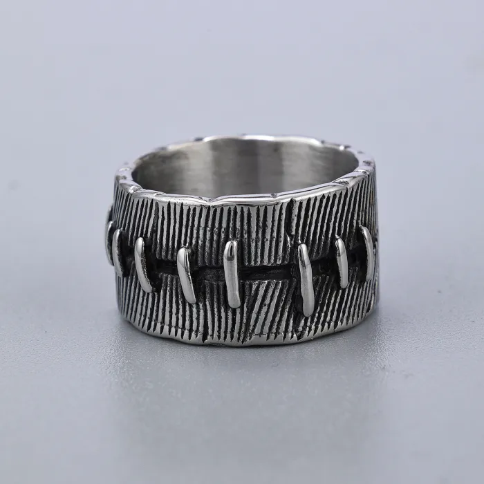 Men's Dark Punk Ring – Grain Texture, Stitch Design, Niche High-End Style