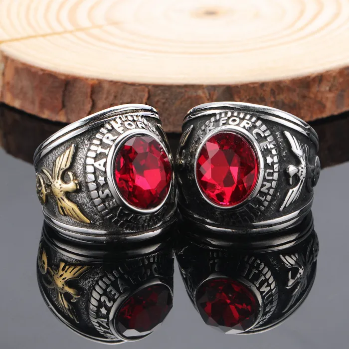 Men's Eagle Gemstone Military Ring – Bold Soaring Hawk Design, Vintage Titanium Steel