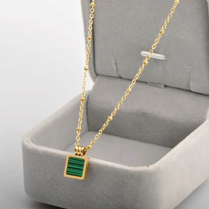 Women's Malachite Necklace – Minimalist Square Pendant, Emerald Green, Titanium Steel, Wholesale