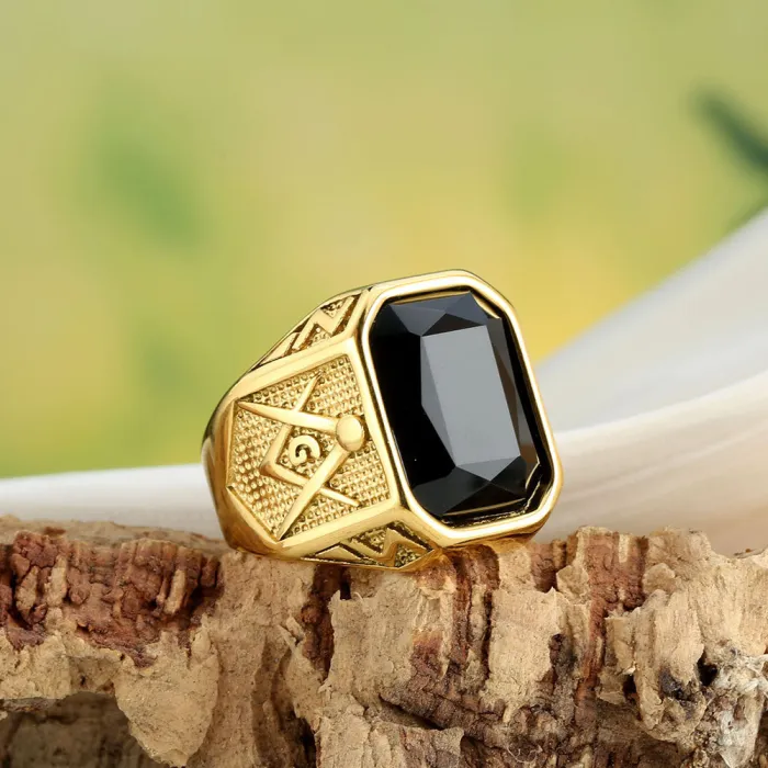 Unisex Punk Gemstone Ring – Red, Green, Blue, Black Stones, Vintage Titanium Steel, Wholesale