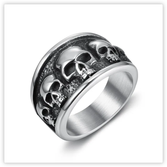 Punk Skull Ring in Titanium Steel – Full Band Design, Unisex Fashion Jewelry for Wholesale