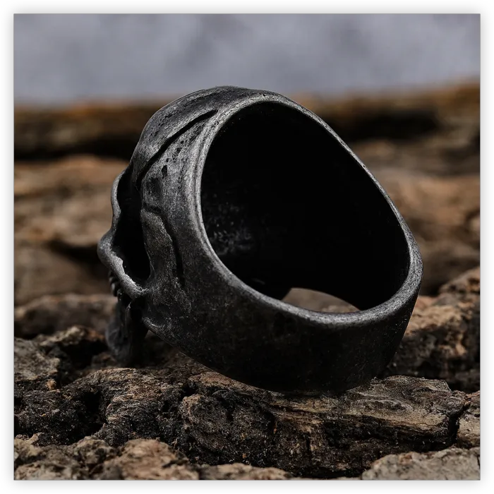 Men’s Biker Skull Ring – Vintage Stainless Steel Gothic Style, Bold Motorcycle Fashion Jewelry for Wholesale