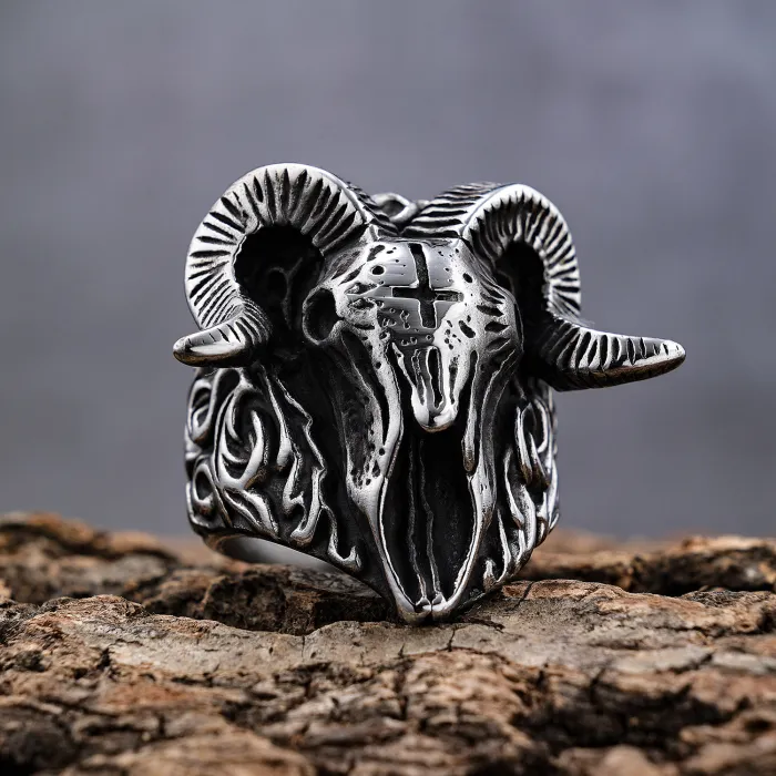 Goat Skull Punk Ring – Gothic Ram Head Design in Stainless Steel, Vintage Men’s Jewelry for Wholesale