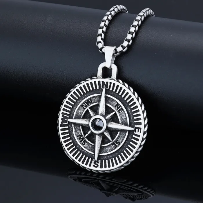 Viking Compass Pendant – Stainless Steel Punk Pirate Necklace, Streetwear Hip-Hop Jewelry for Men, Wholesale