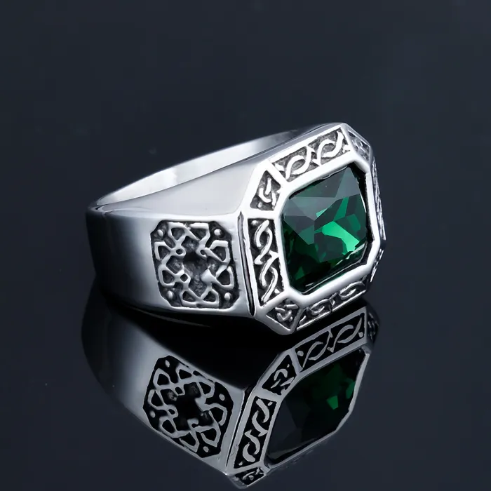 Viking Cross Ring with Green Gemstone – Titanium Steel Men’s Jewelry, Norse-Inspired Fashion Wholesale