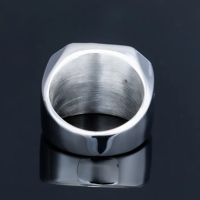 Viking Cross Ring with Green Gemstone – Titanium Steel Men’s Jewelry, Norse-Inspired Fashion Wholesale