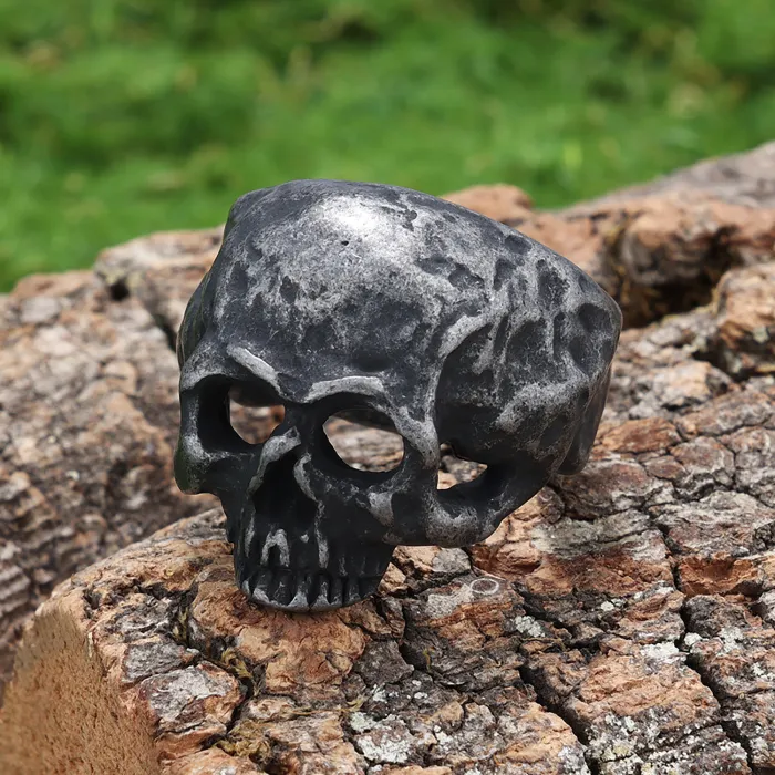 Unisex Skull Ring – Vintage Gothic Stainless Steel Fashion Jewelry for Men & Women, Wholesale Punk Accessories