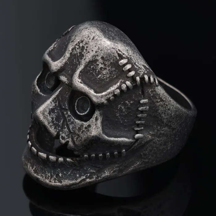 Scar Mask Skull Ring – High Street Band Style Stainless Steel Punk Jewelry for Men, Bold Statement Ring Wholesale
