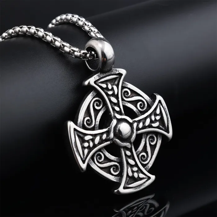 Celtic Knot Pendant – Vintage Stainless Steel High-Polish Norse-Style Necklace, Symbolic Jewelry Wholesale