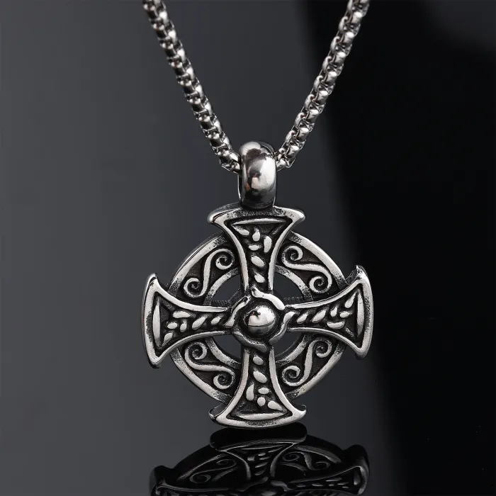 Celtic Knot Pendant – Vintage Stainless Steel High-Polish Norse-Style Necklace, Symbolic Jewelry Wholesale