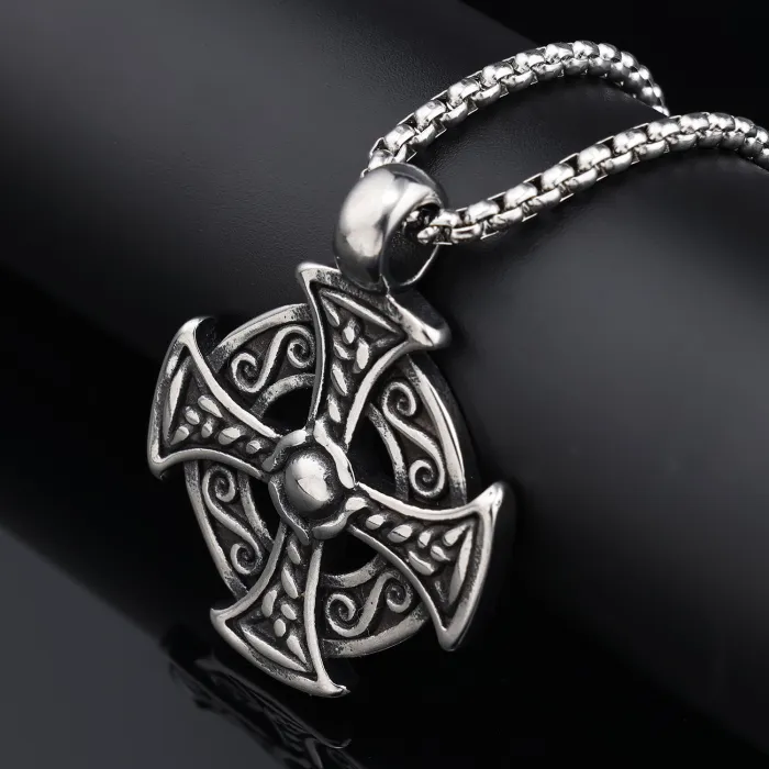 Celtic Knot Pendant – Vintage Stainless Steel High-Polish Norse-Style Necklace, Symbolic Jewelry Wholesale